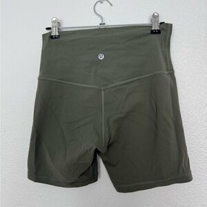 Lululemon align high rise short 6”, size 6, sage green